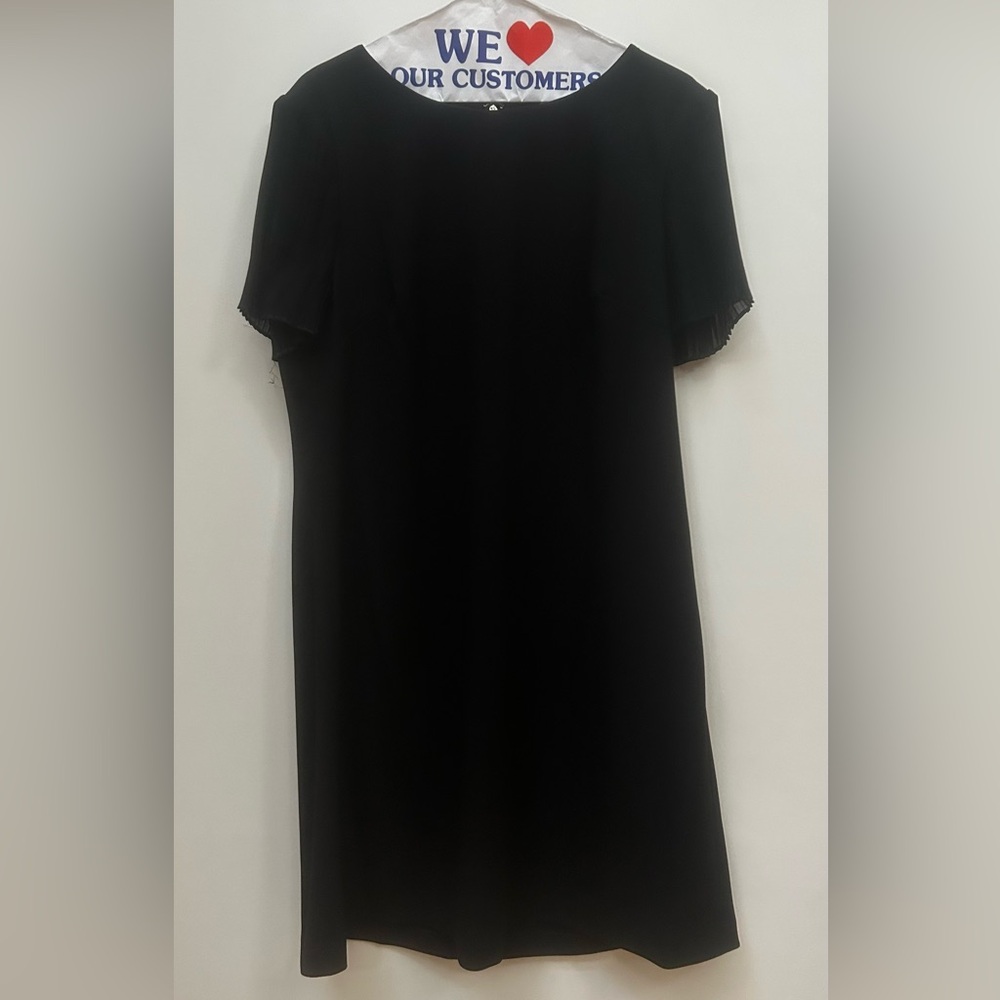 NWT Tommy Hilfiger Knee Length Black Dress with Sheer Pleated Sleeve Size 16